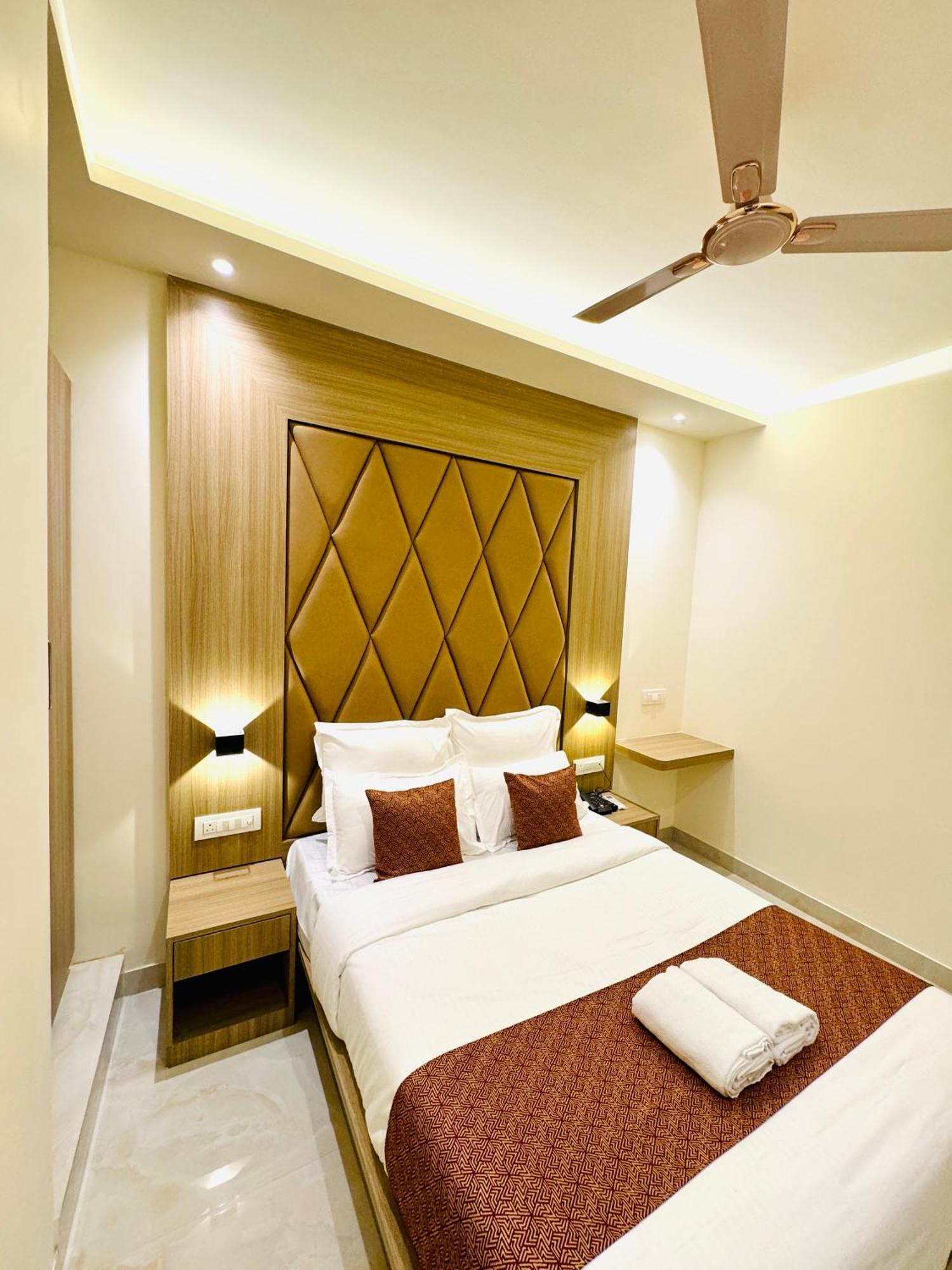 Hotel Bellamont Βομβάη Εξωτερικό φωτογραφία