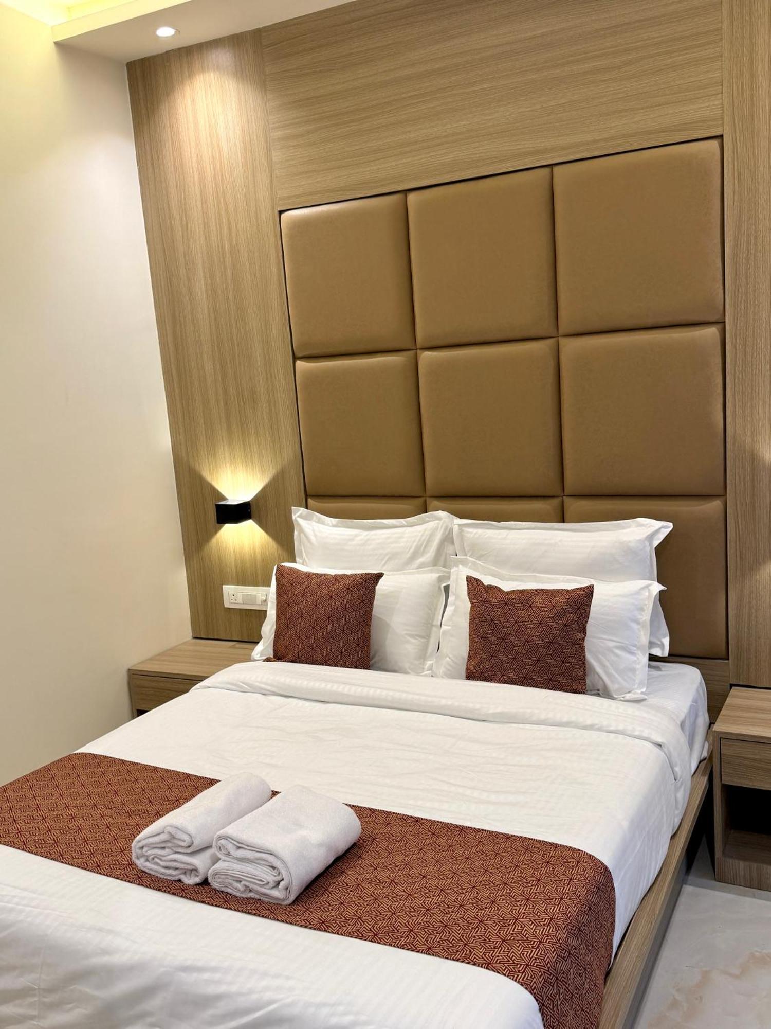 Hotel Bellamont Βομβάη Εξωτερικό φωτογραφία