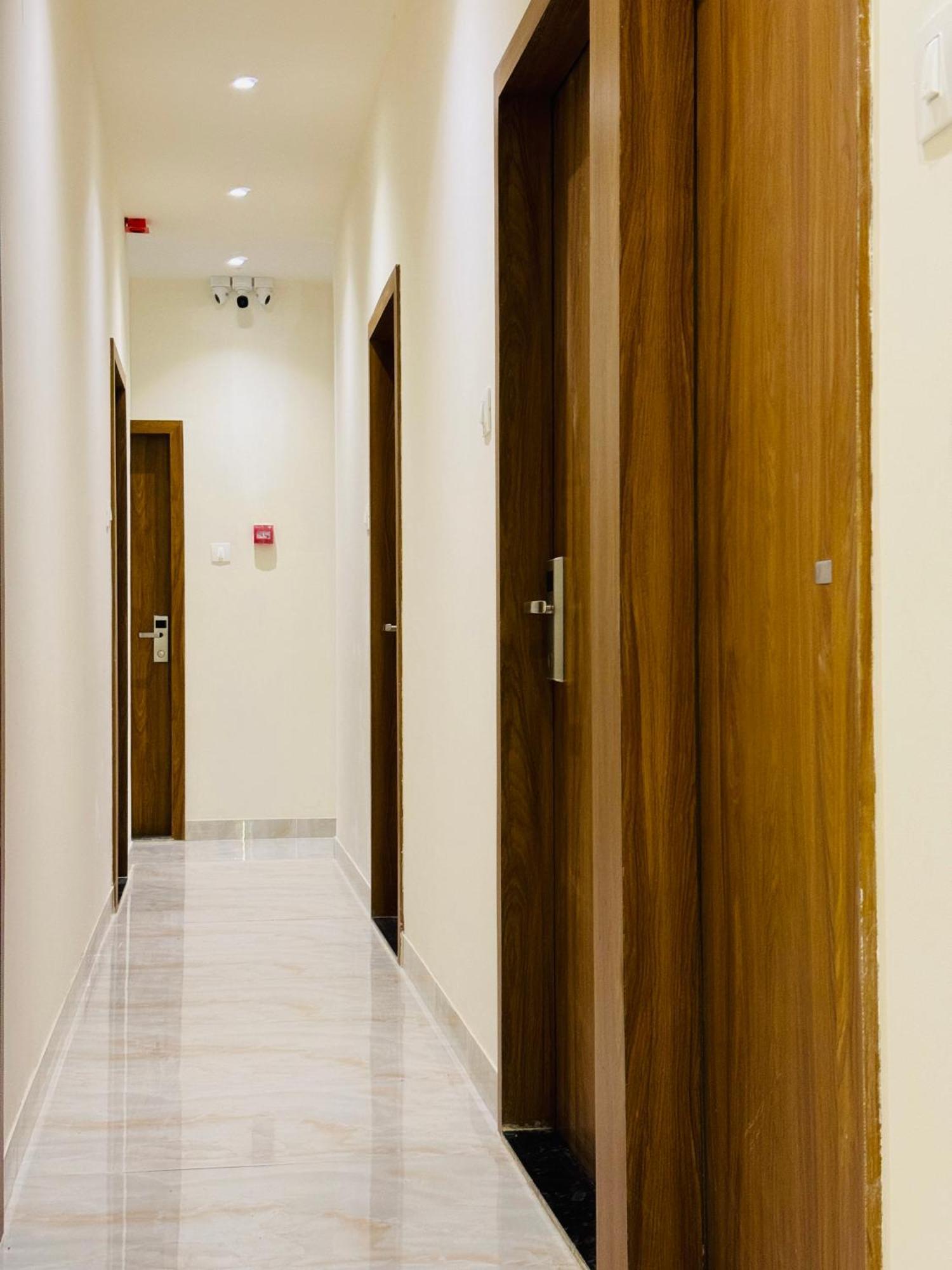 Hotel Bellamont Βομβάη Εξωτερικό φωτογραφία