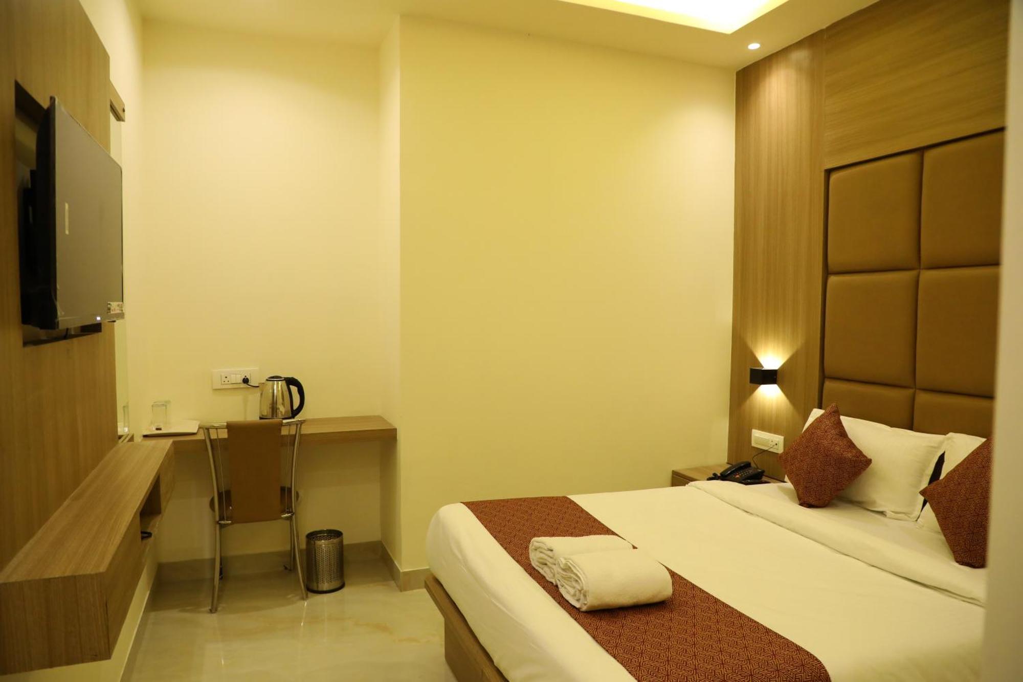 Hotel Bellamont Βομβάη Εξωτερικό φωτογραφία