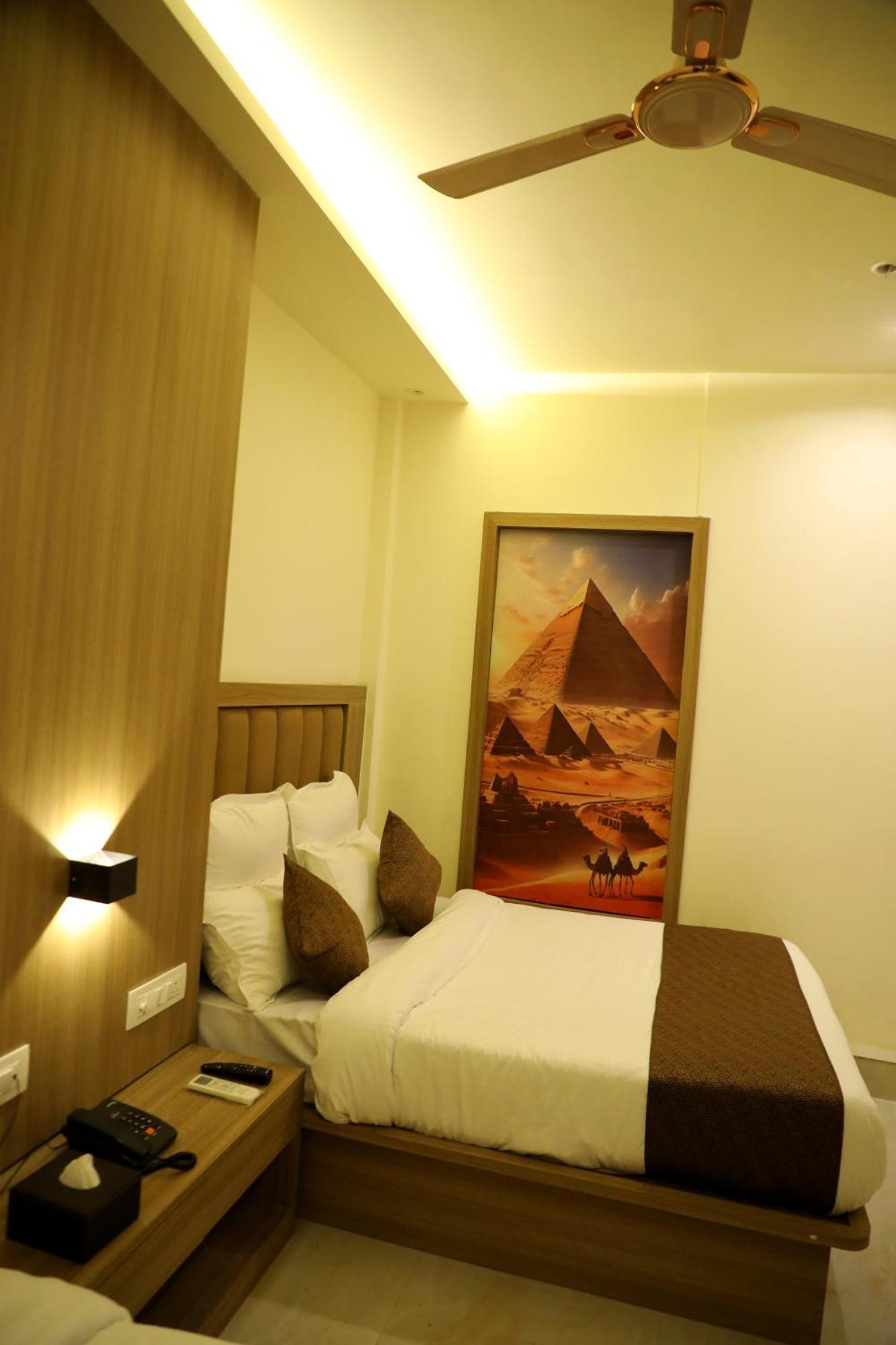 Hotel Bellamont Βομβάη Εξωτερικό φωτογραφία